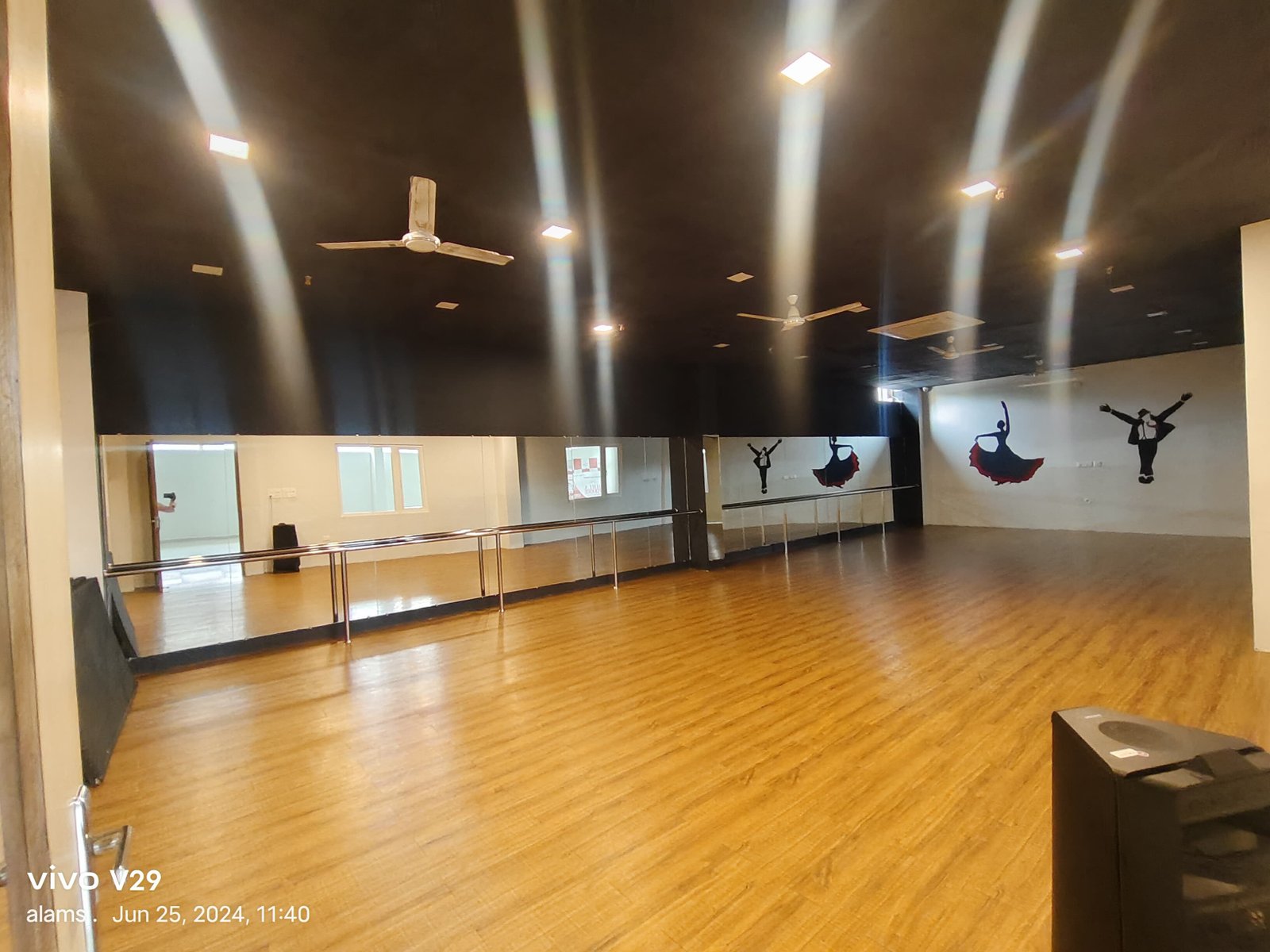 DANCE ROOM